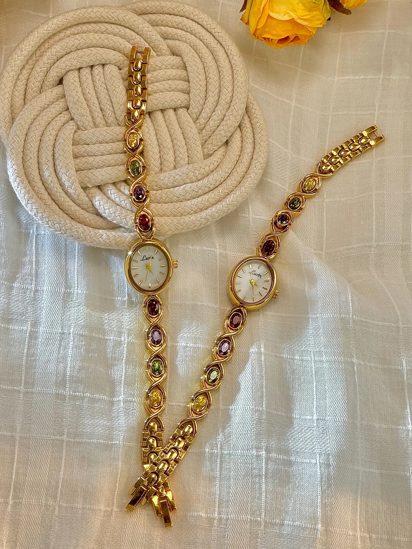 1 Piece of New High-End Colorfuled Tourmaline Gem Rhinestone Inlaid Accessible Luxury Retro Elegant Fashion Women's Watch Oval Mother-Of-Pearl Dial 30m Waterproof Suitable for Daily Wear and Party Vacation Outing and Other Oc