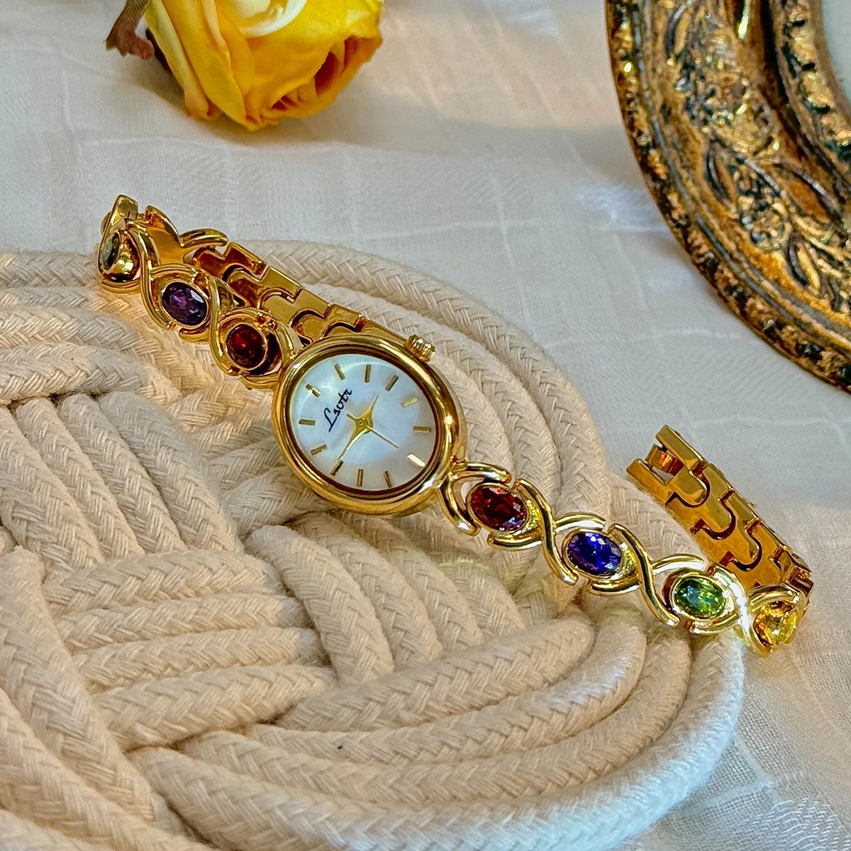 1 Piece of New High-End Colorfuled Tourmaline Gem Rhinestone Inlaid Accessible Luxury Retro Elegant Fashion Women's Watch Oval Mother-Of-Pearl Dial 30m Waterproof Suitable for Daily Wear and Party Vacation Outing and Other Oc