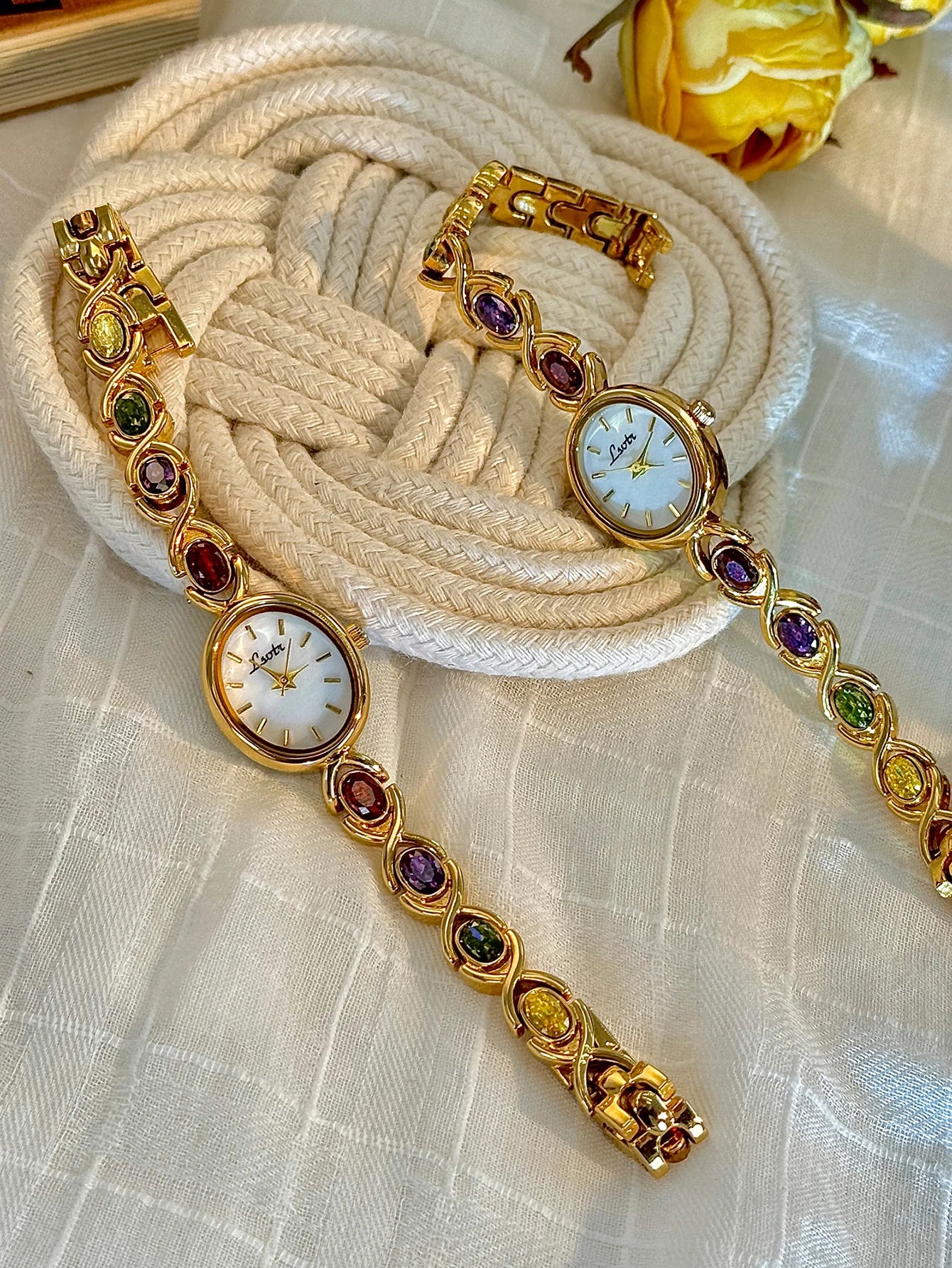 1 Piece of New High-End Colorfuled Tourmaline Gem Rhinestone Inlaid Accessible Luxury Retro Elegant Fashion Women's Watch Oval Mother-Of-Pearl Dial 30m Waterproof Suitable for Daily Wear and Party Vacation Outing and Other Oc