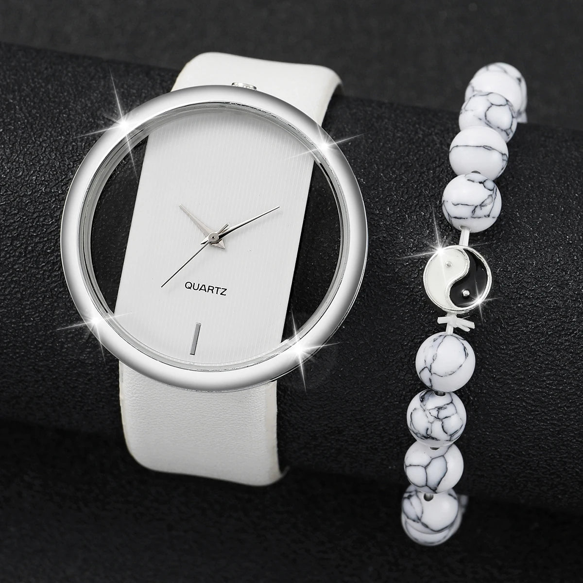 4PCS/Set Women's Fashion Watch Leather Strap Simple Couple Quartz Watch with Black White Bagua Beaded Bracelet